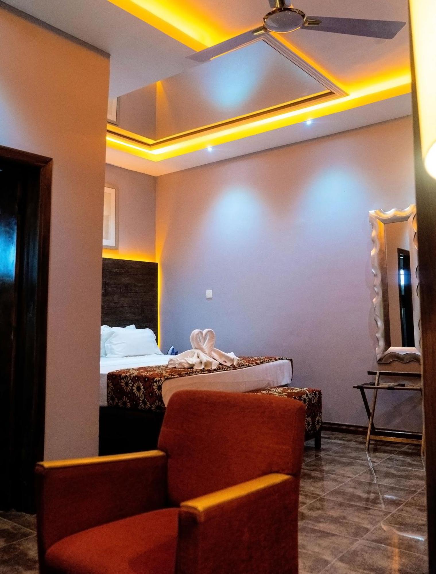 Grand Casamora Hotel Ogbodjo Extérieur photo