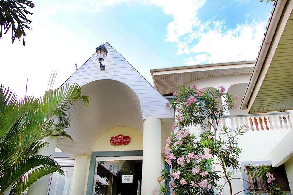 Grand Casamora Hotel Ogbodjo Extérieur photo